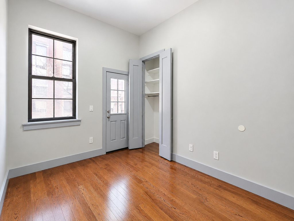 9 Marcus Garvey Blvd - Photo 4