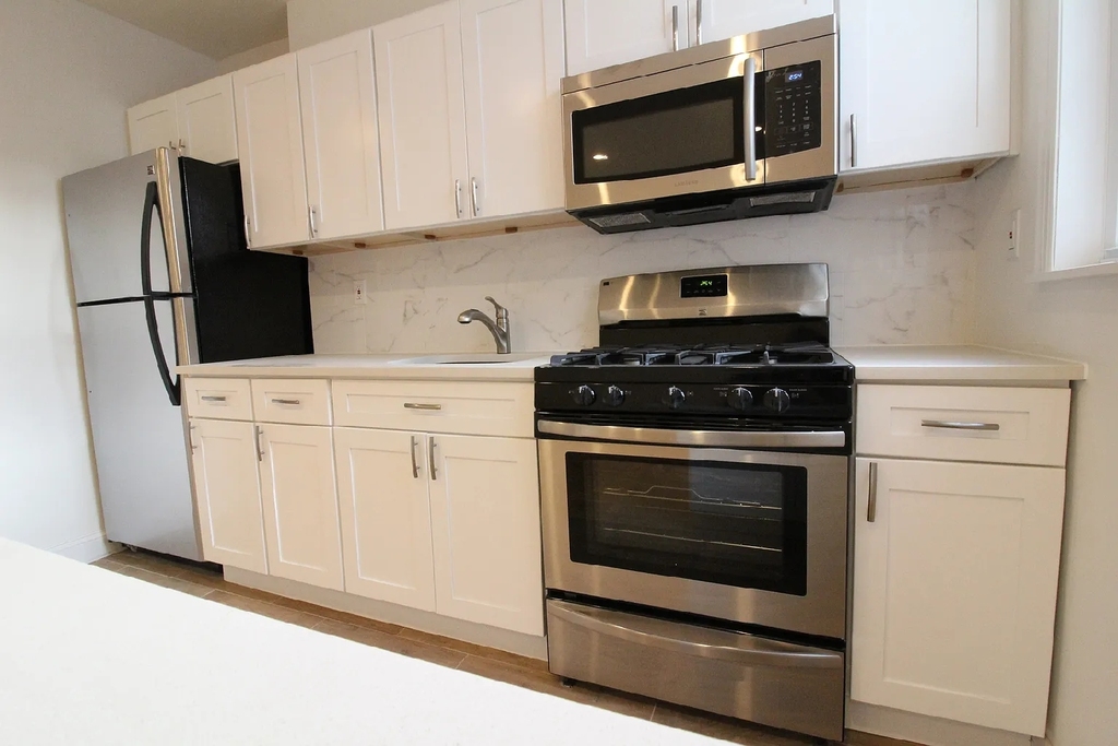 179 Eckford Street - Photo 9