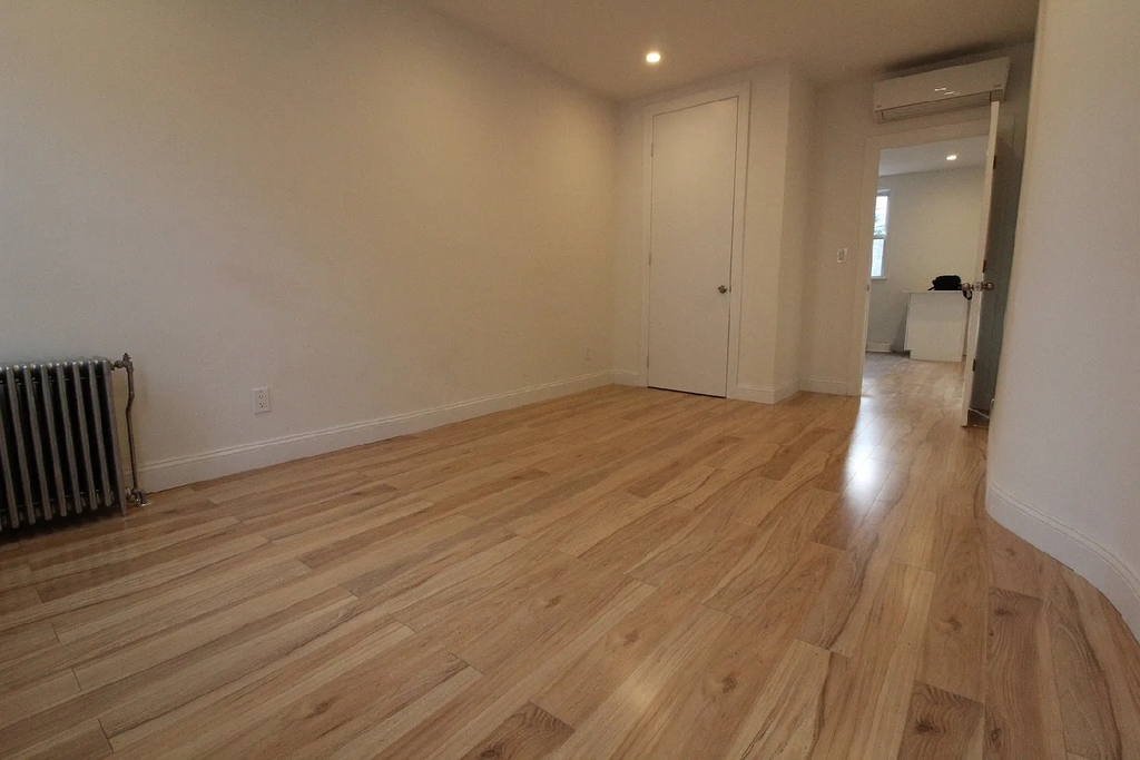 179 Eckford Street - Photo 4