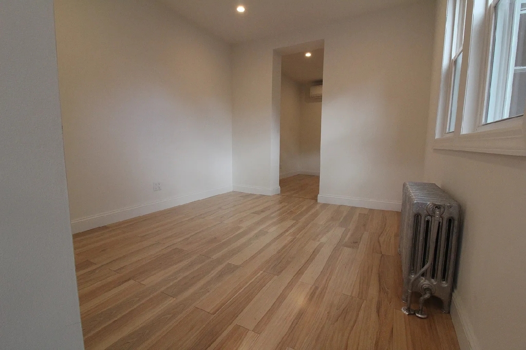 179 Eckford Street - Photo 13