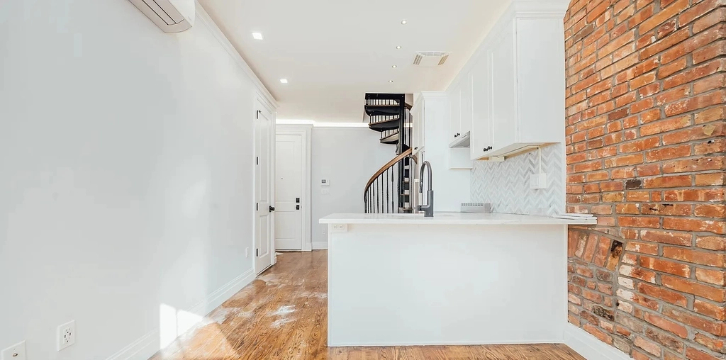 43 Columbia Place - Photo 3