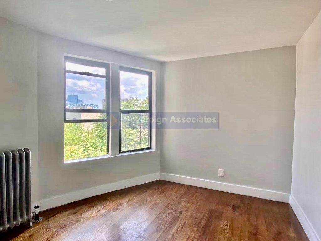 25 Vermilyea Avenue - Photo 3