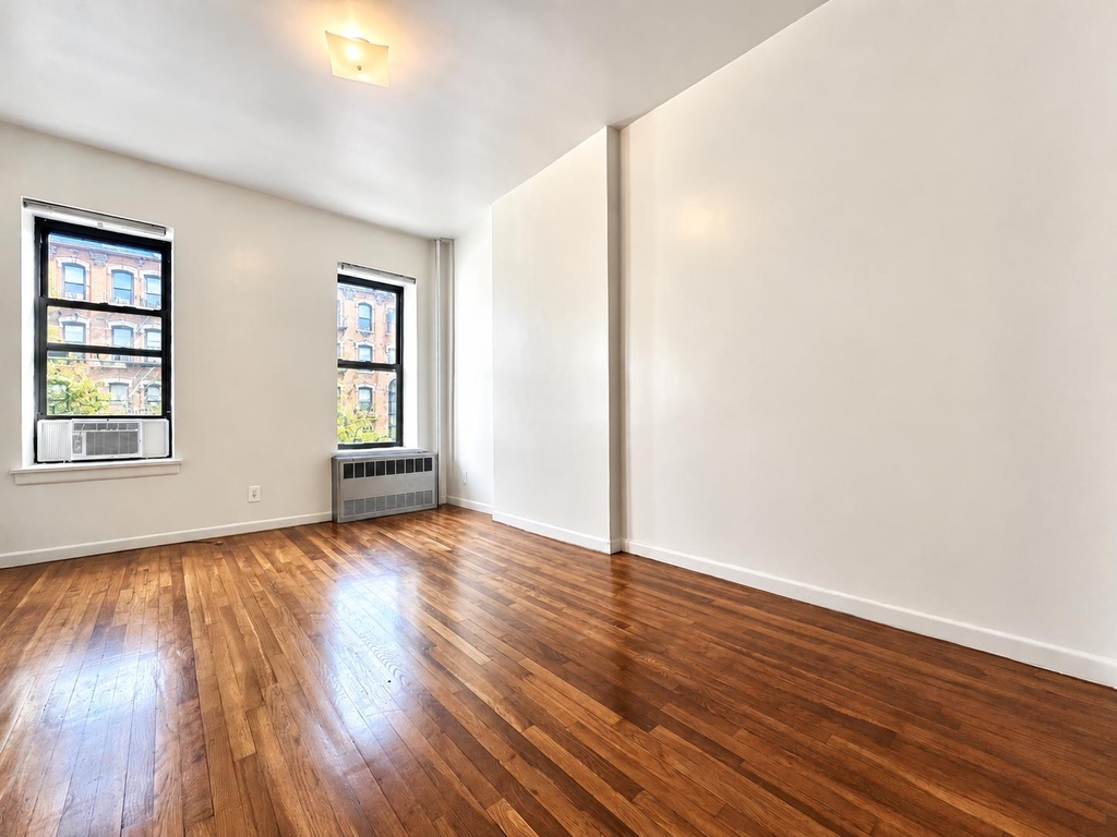 928 Amsterdam Avenue - Photo 1