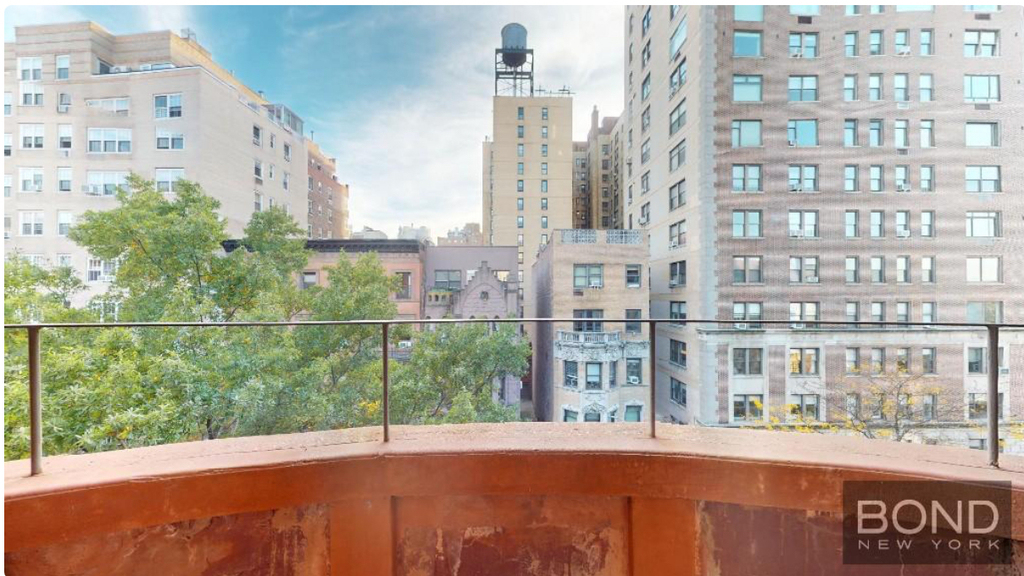 West 76th Street - Photo 1