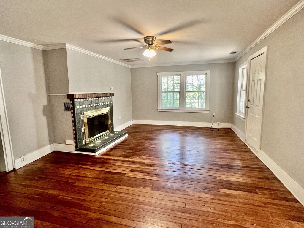 495 Ruth Street - Photo 1