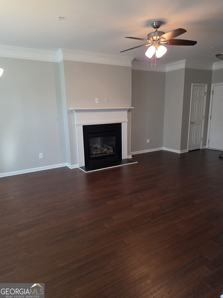 2432 Black Forest Drive - Photo 2