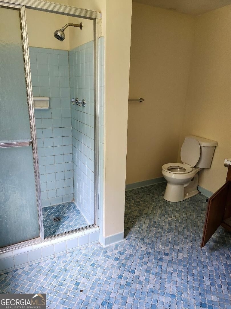 2325 Wexford Drive - Photo 8