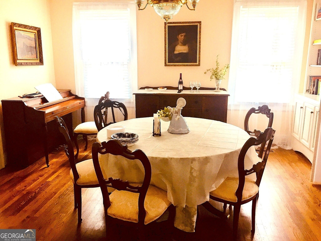 827 Boulevard - Photo 5
