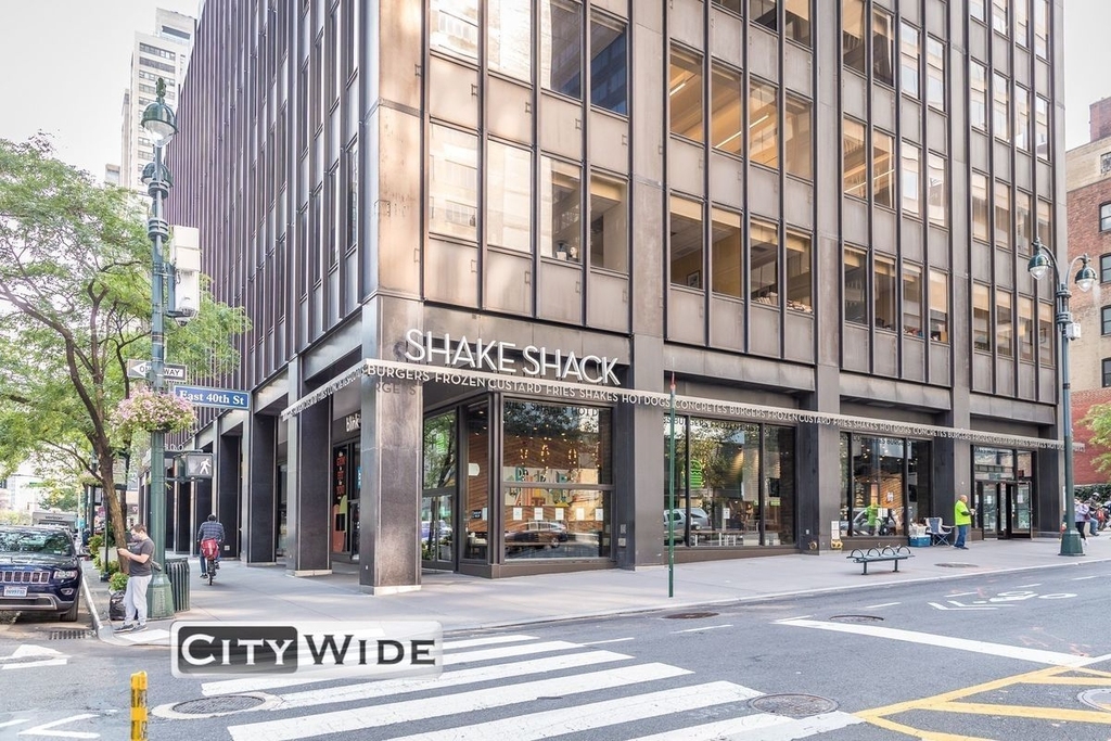 228 East 36th Street - Photo 6