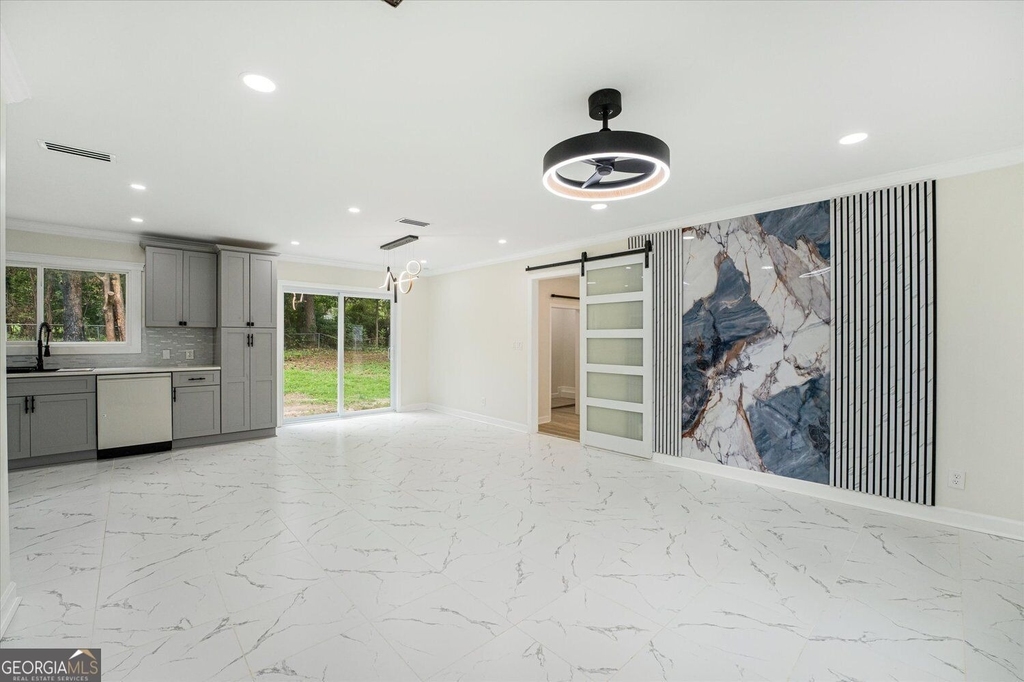 6073 Fieldcrest Drive - Photo 2