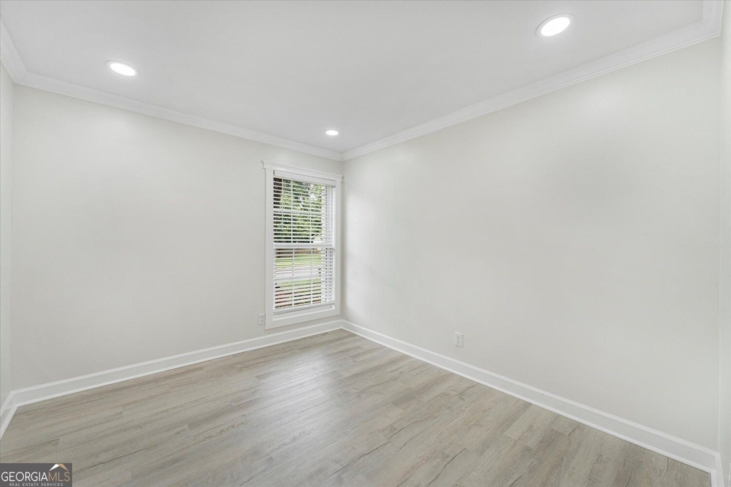 6073 Fieldcrest Drive - Photo 13