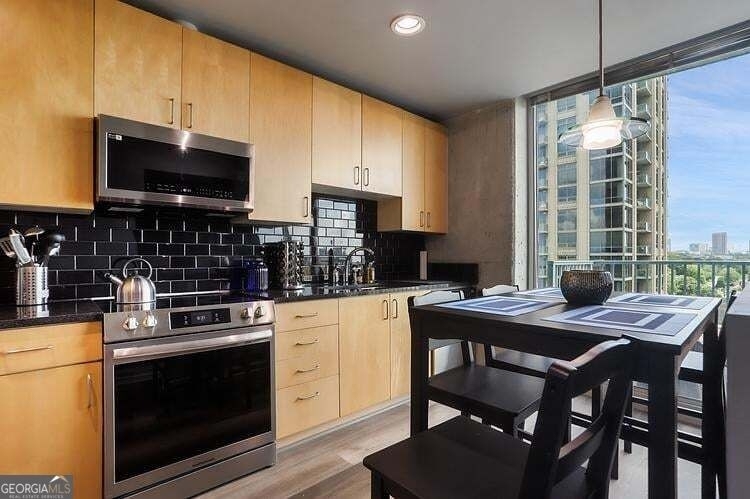 361 17th Street Nw - Photo 16