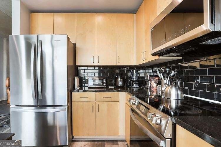 361 17th Street Nw - Photo 17