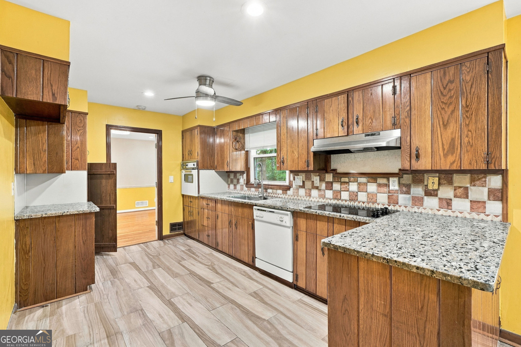 3310 Chase Road - Photo 14
