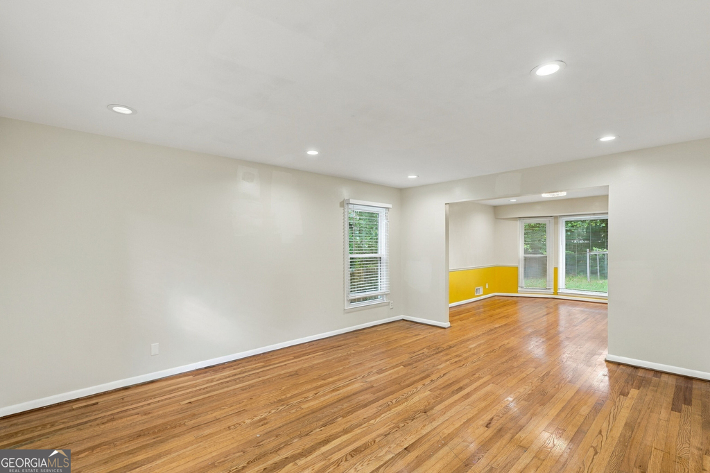 3310 Chase Road - Photo 7
