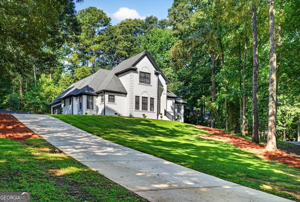 141 Amicalola Way - Photo 8