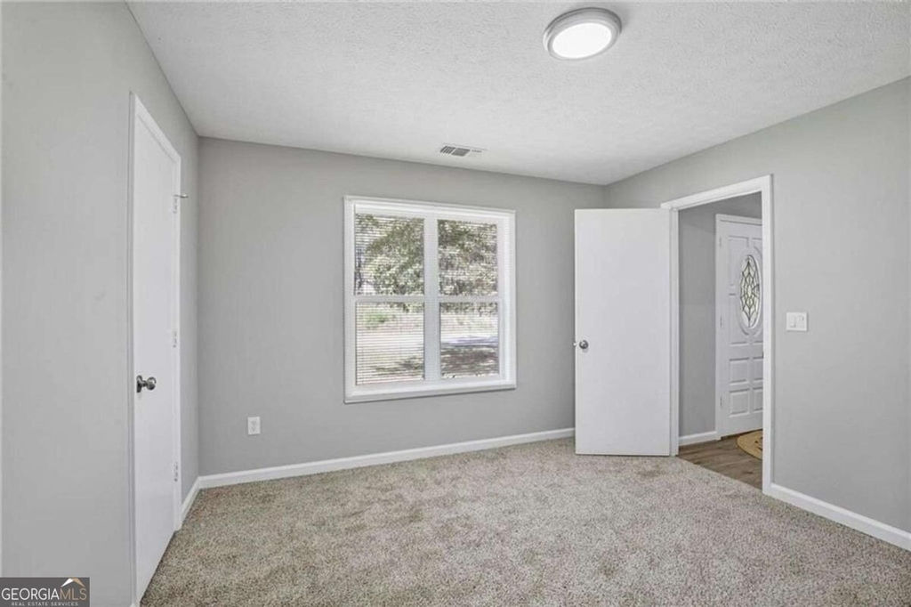 1312 Lake Paradise Road - Photo 5