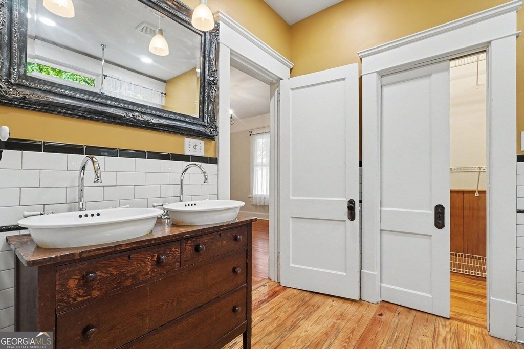 954 United Avenue Se - Photo 19