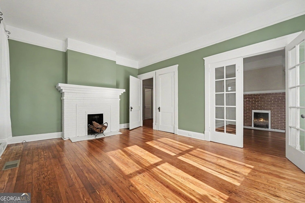 954 United Avenue Se - Photo 11