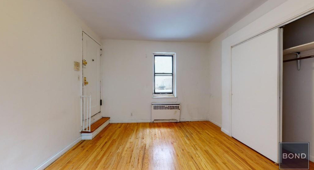East 75th  Street  - Photo 2