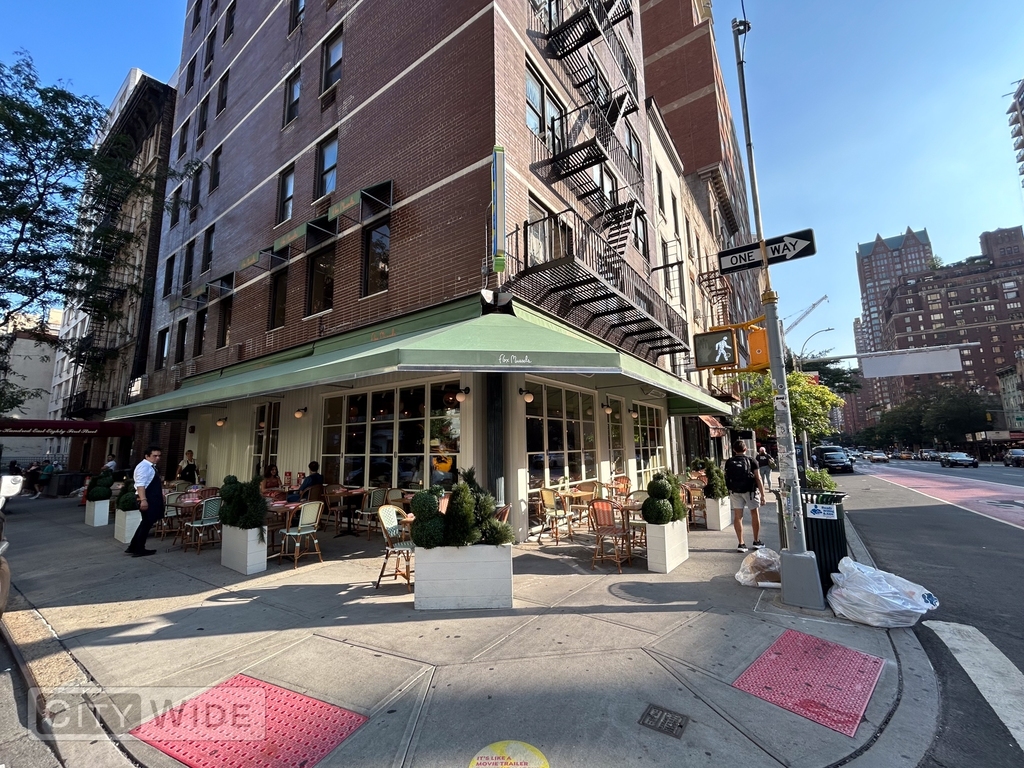 415 East 73rd Street - Photo 7