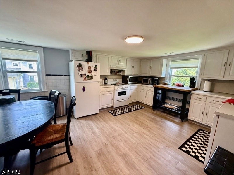 80 North St - Photo 1