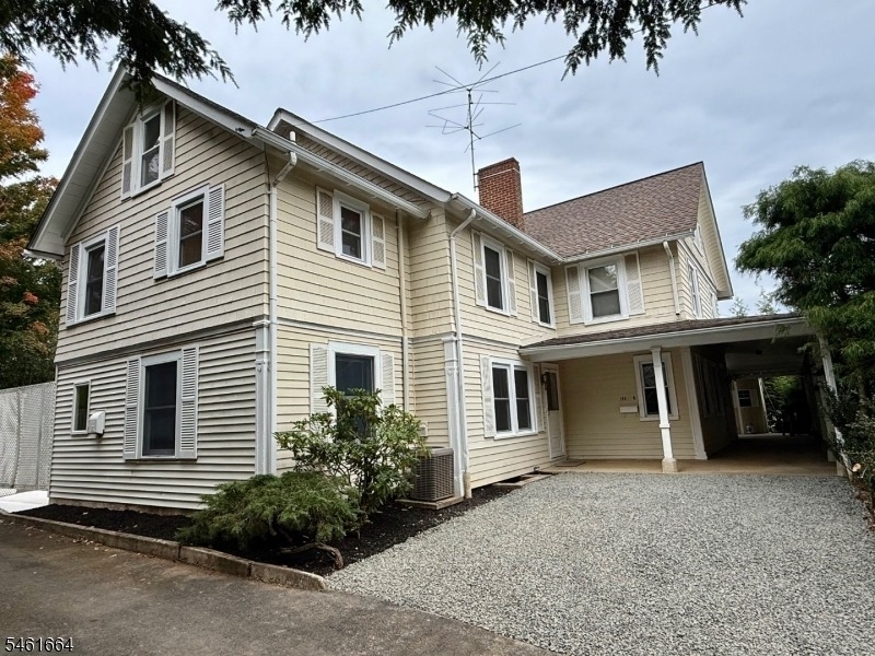 288 Greenwood Ave - Photo 0
