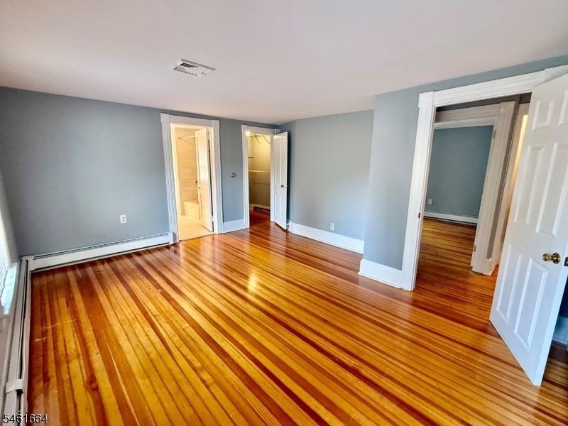 288 Greenwood Ave - Photo 8