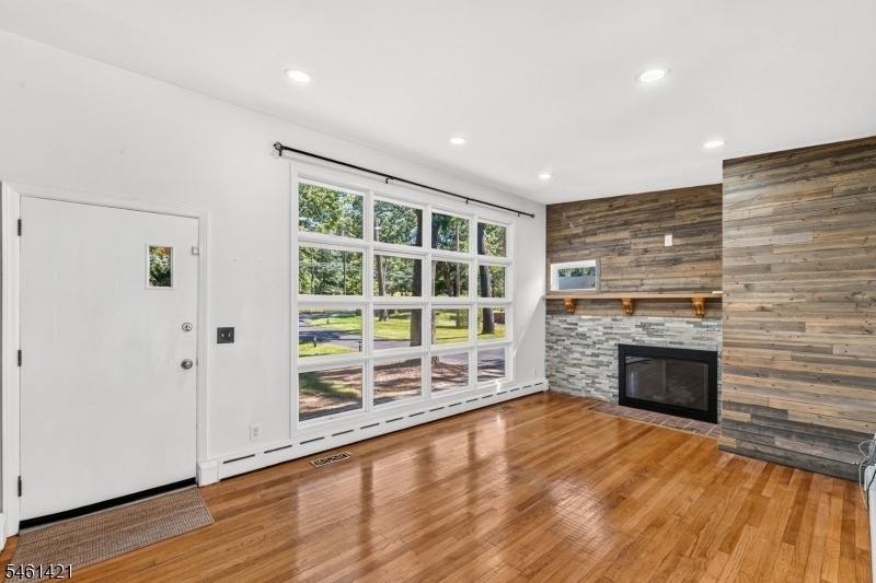 879 Vosseller Ave - Photo 6