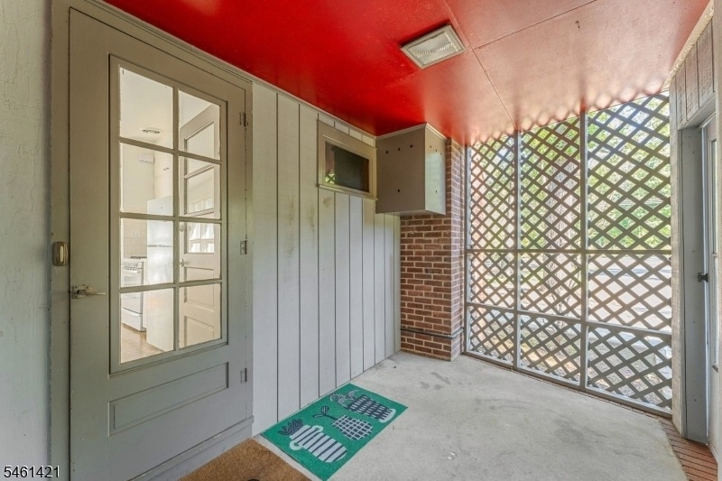 879 Vosseller Ave - Photo 13