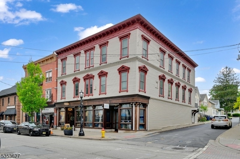 180 Spring St - Photo 14