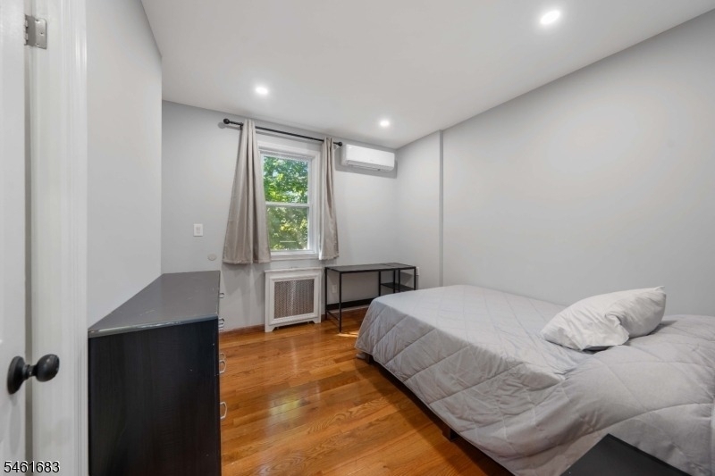 166 Victor St Unit 1 - Photo 10