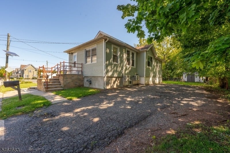 166 Victor St Unit 1 - Photo 16