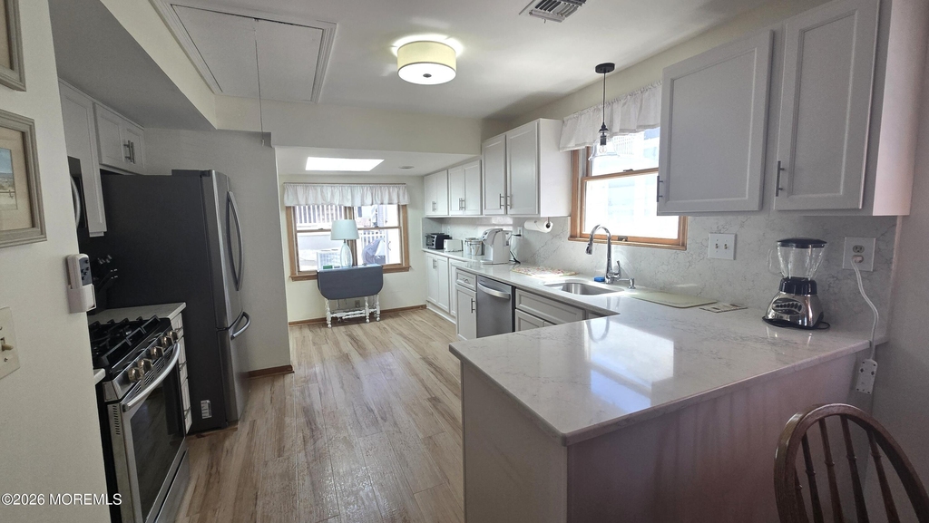 276 1st Avenue - Photo 3