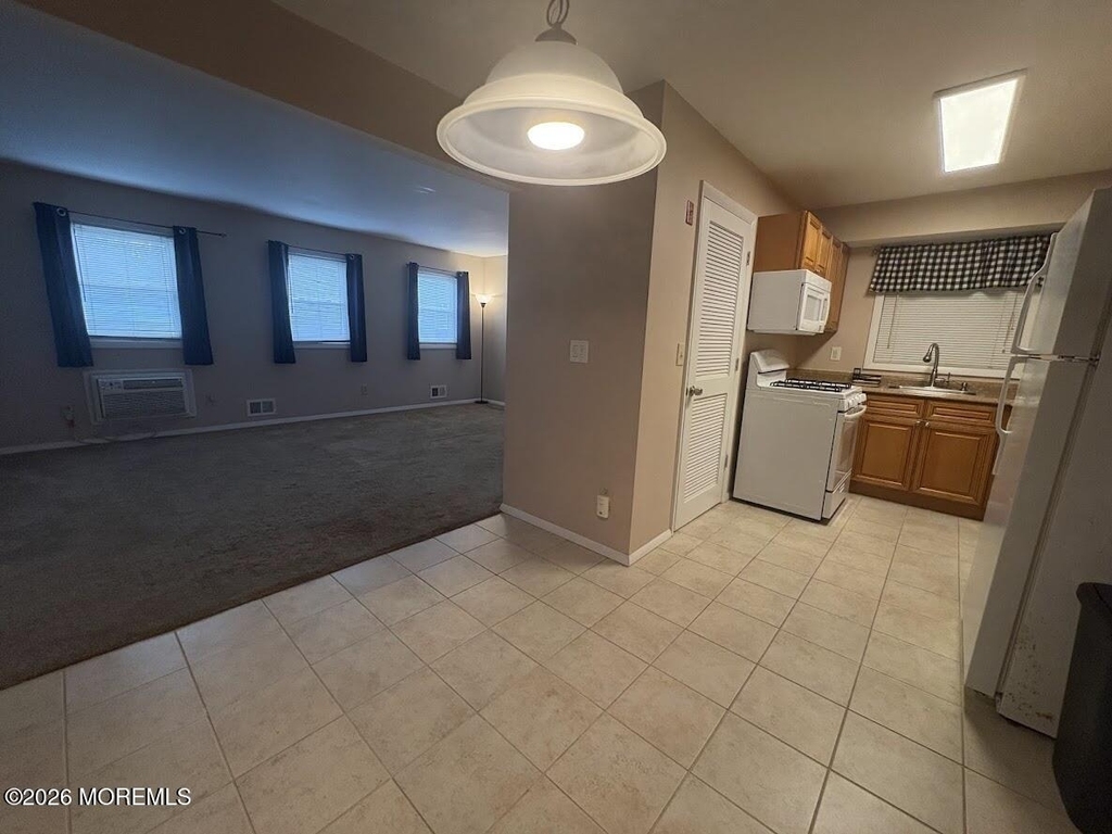 601 Mistletoe Avenue - Photo 4
