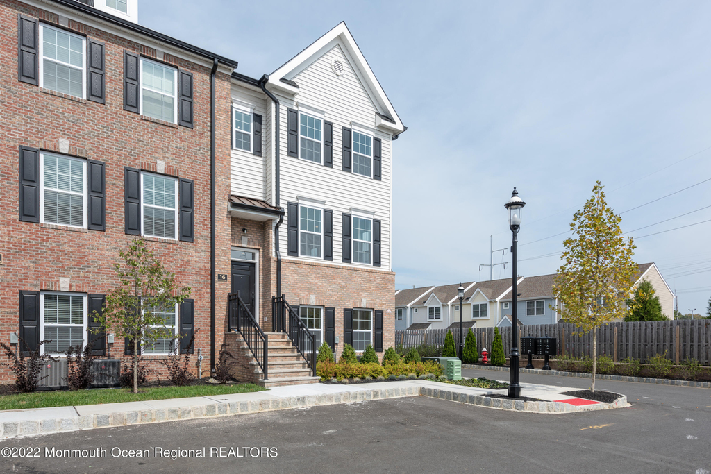16 River Street - Photo 1