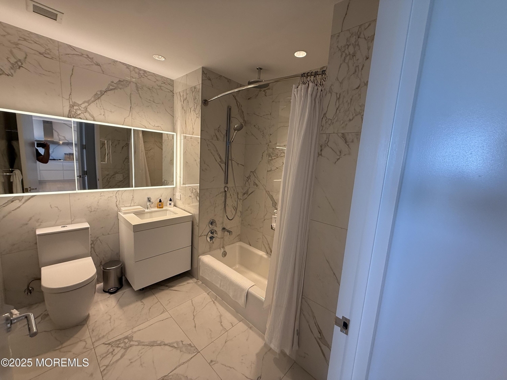 1101 Ocean Avenue N - Photo 6