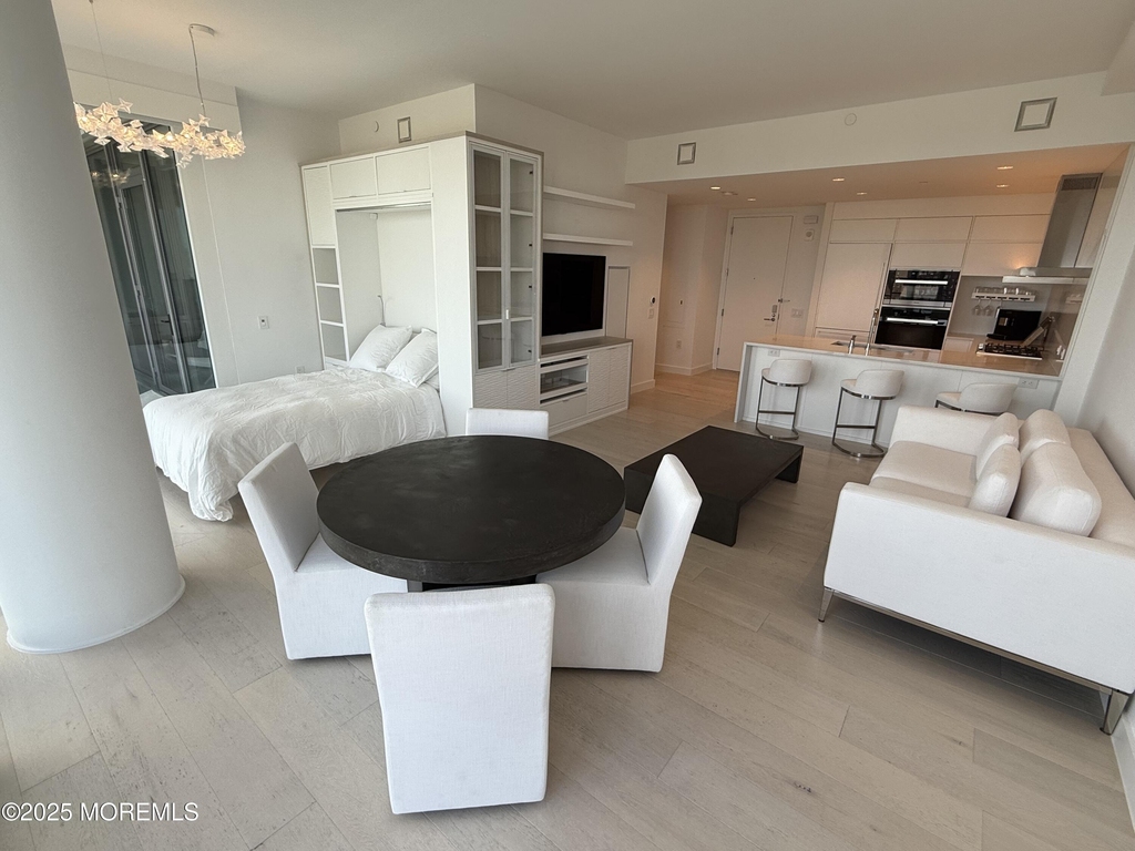 1101 Ocean Avenue N - Photo 11