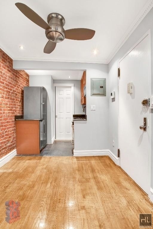 West 53 Street - Photo 7