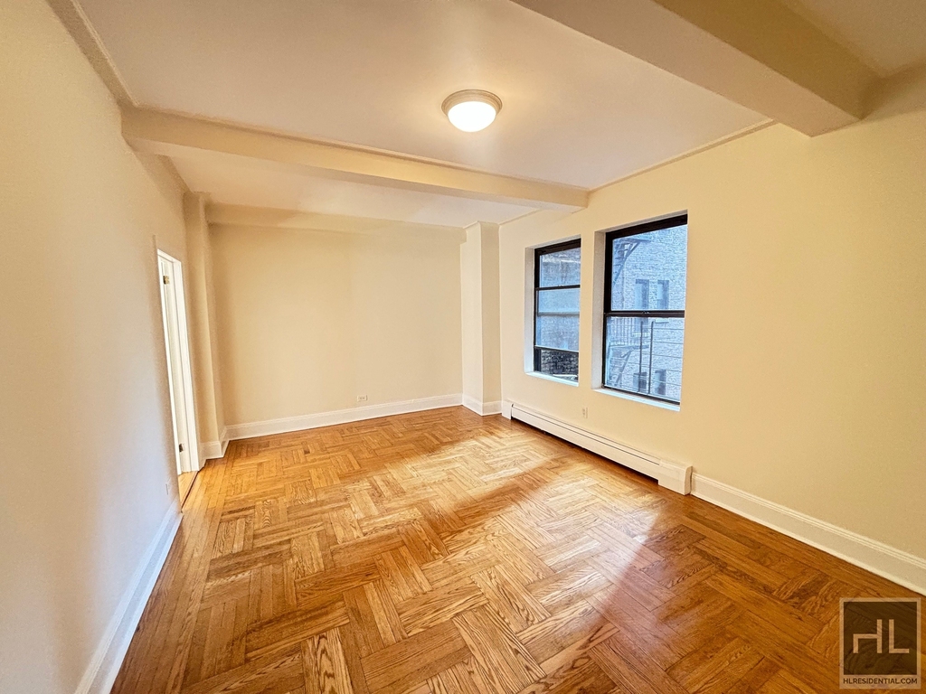 West 79 Street - Photo 3