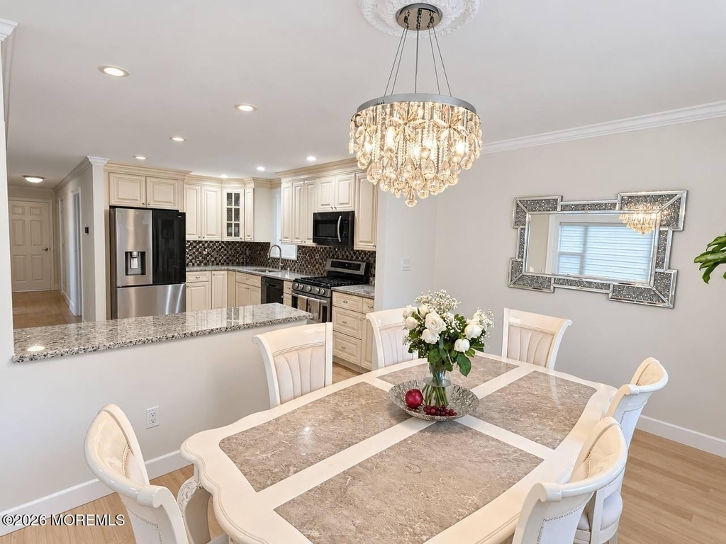 43 Frederick Avenue - Photo 5