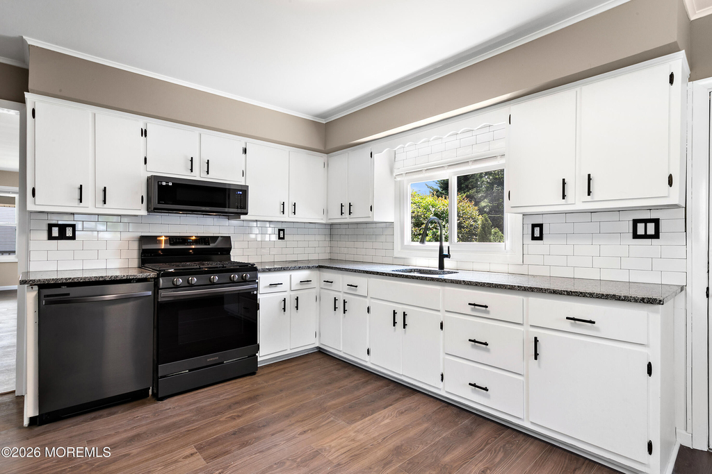 156 Main Street - Photo 12