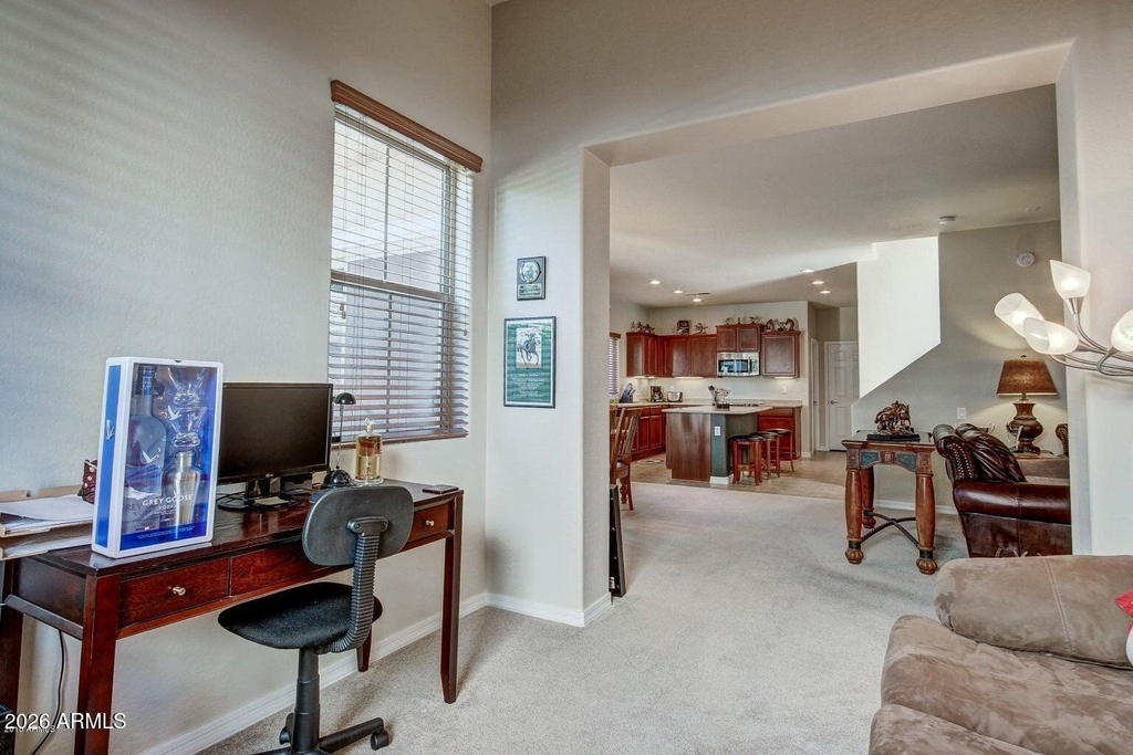 2152 W Monte Cristo Avenue - Photo 9