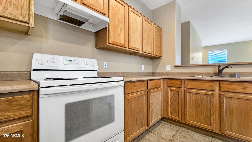 12523 W Estero Lane - Photo 8