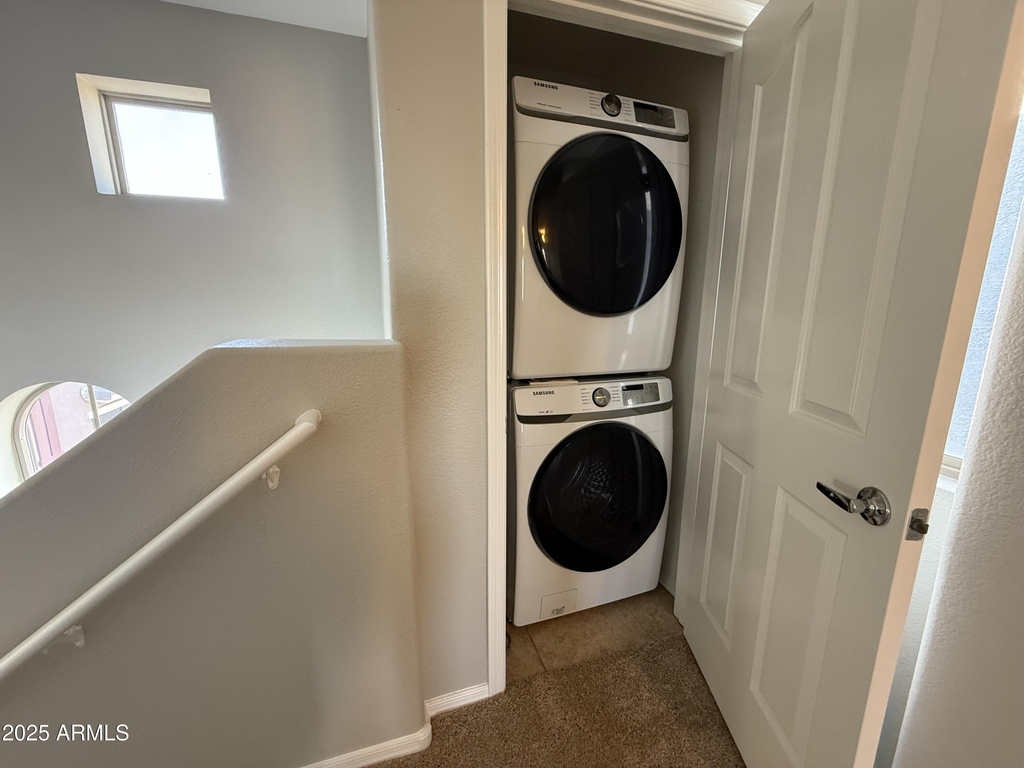 2402 E 5th Street - Photo 8