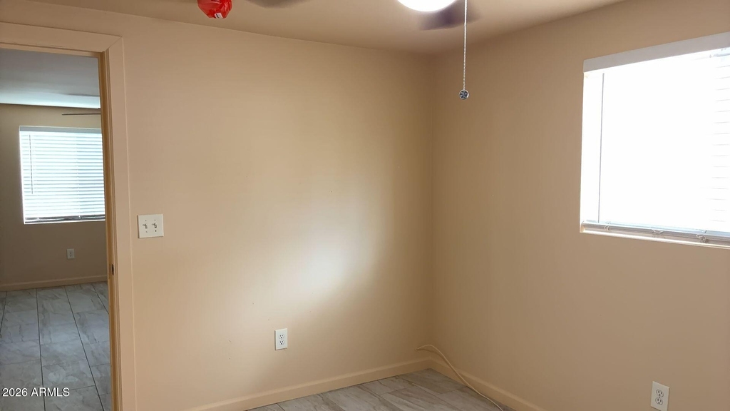6714 N 54th Avenue - Photo 12