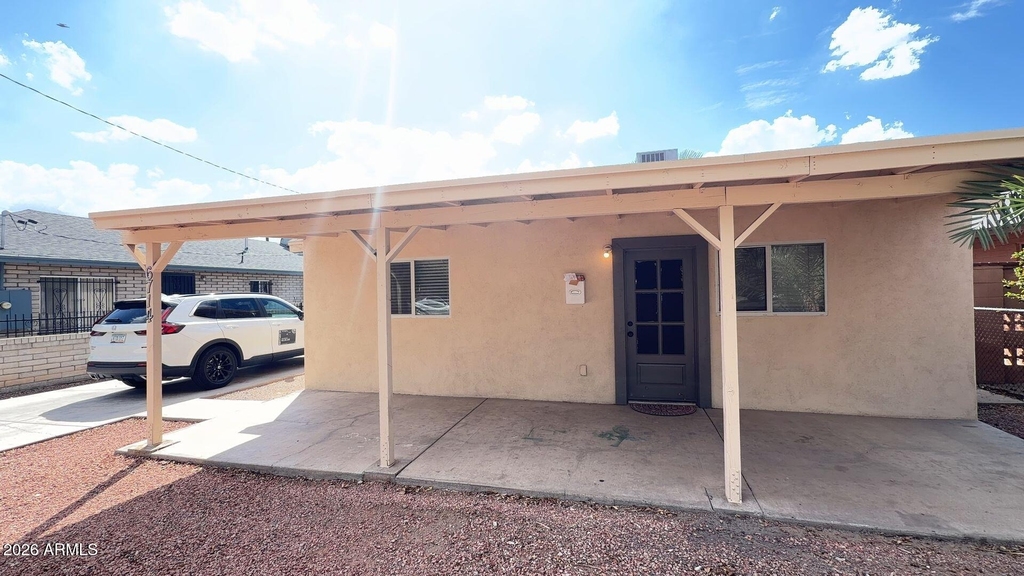 6714 N 54th Avenue - Photo 0