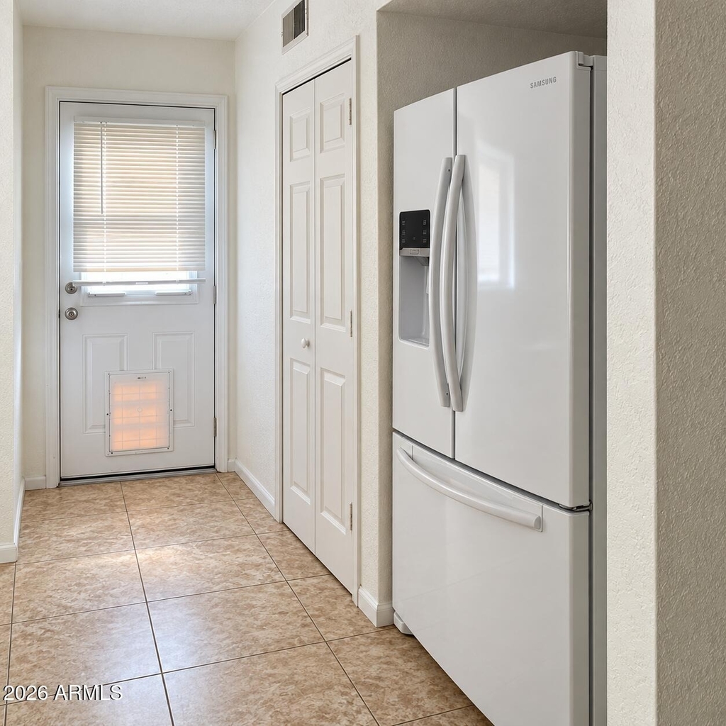 815 W Bluefield Avenue - Photo 10