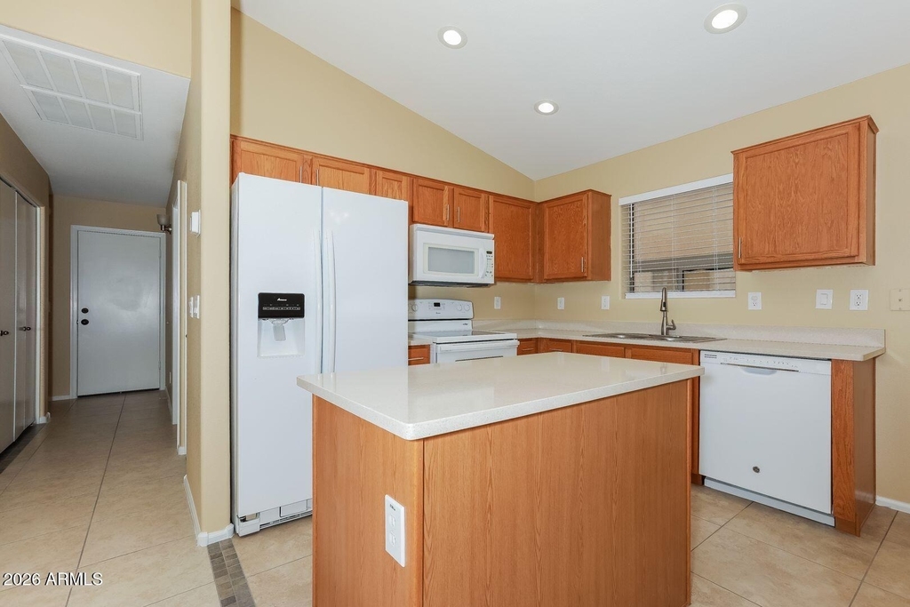 206 W Brangus Way - Photo 5