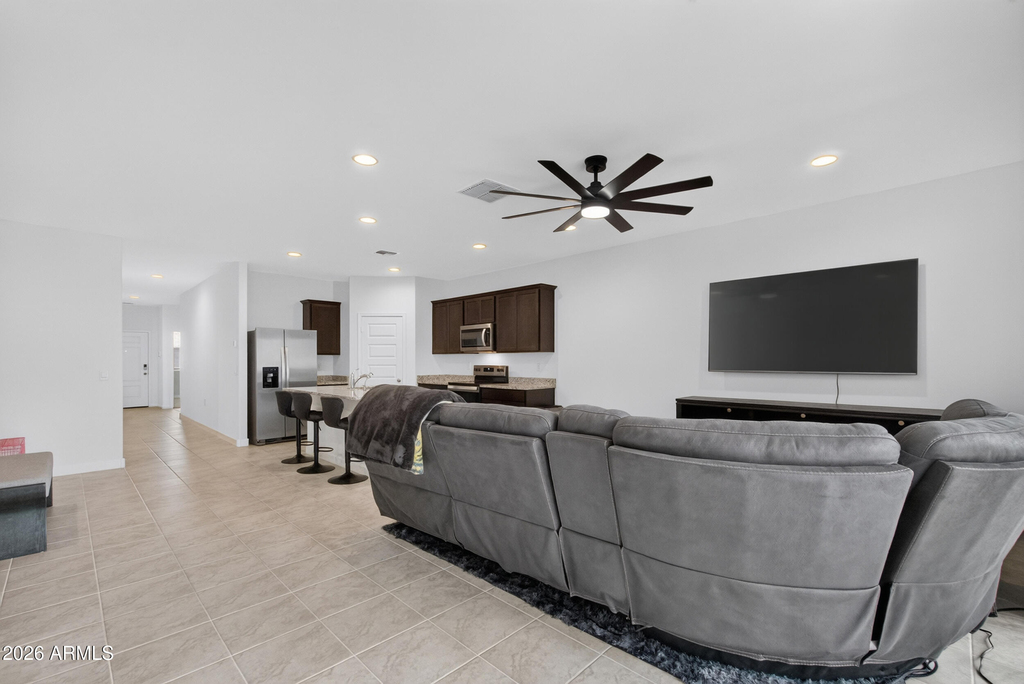 1823 W Sombra Avenue - Photo 5